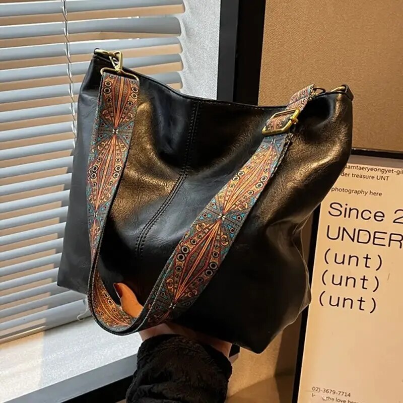 Leather Handbag - Chic Ladies Shoulder Bag With Patterned Strap